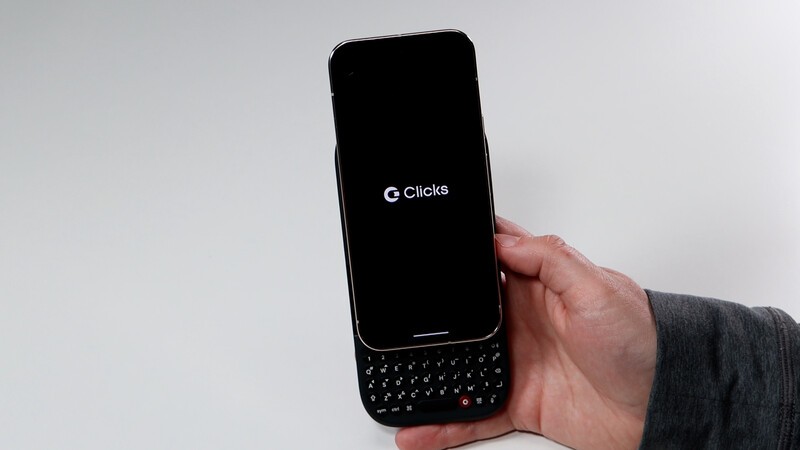 1.01 Clicks Logo W Phone