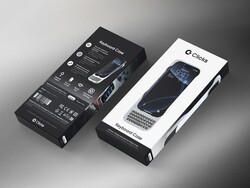 Clicks Keyboard for iPhone 17 Box Reveal!