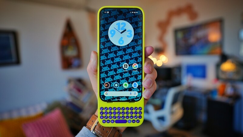 4 Clicks For Pixel 50 More Display